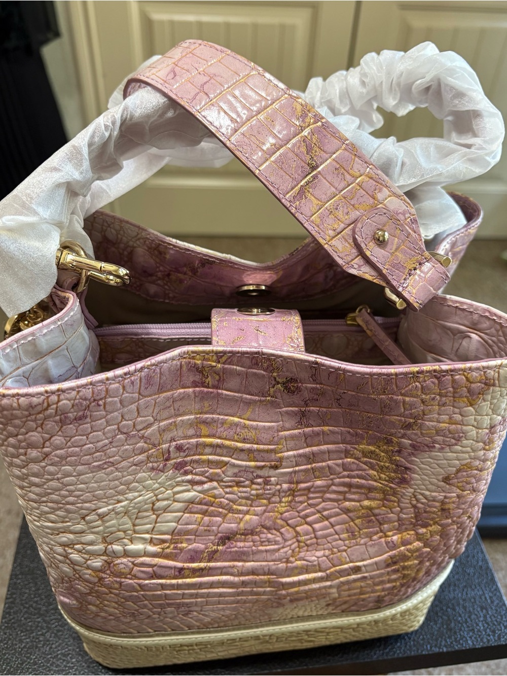 NWT Brahmin Amelia and matching CC Wallet in Lilac Whimsey - Picture 12 of 12